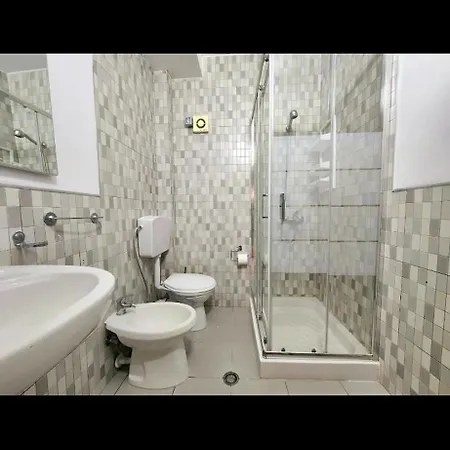 Central 21 Flat W24h Check In * Tirana
