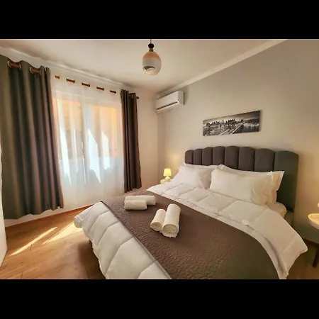 Apartment Central 21 Flat W24h Check In